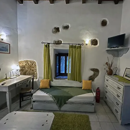 Porfyrousa Traditional Hotel Milopotamos  Extérieur photo