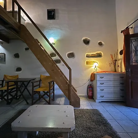 Porfyrousa Traditional Hotel Milopotamos  Extérieur photo