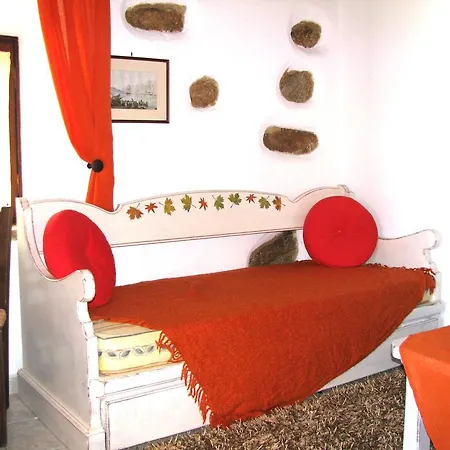 Porfyrousa Traditional Hotel Milopotamos  Extérieur photo