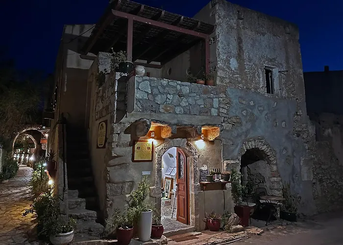 Porfyrousa Traditional Hotel