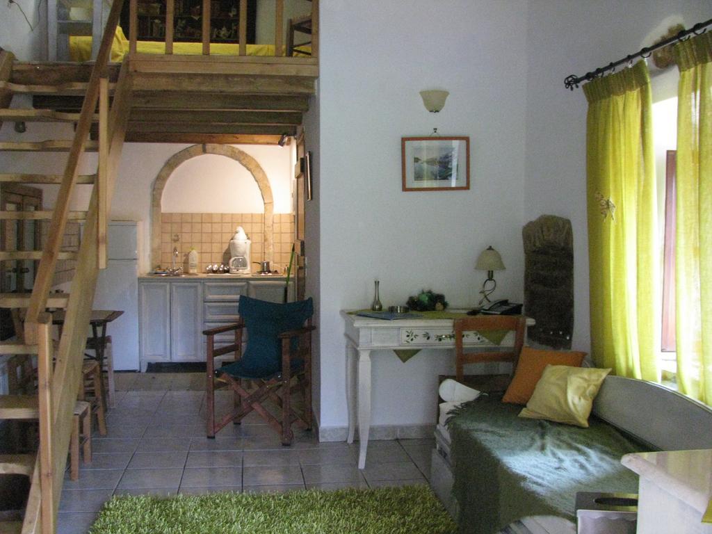 Apartment Porfyrousa Traditional *